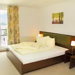 Hotel Mueritzterrasse 3*