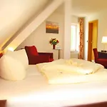 Hotel Mueritzterrasse 3*