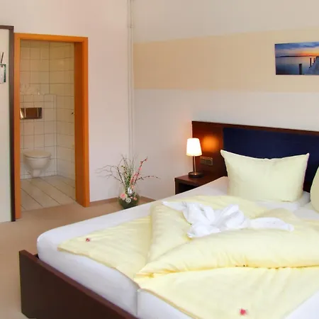 Müritzterrasse Hotel 3*